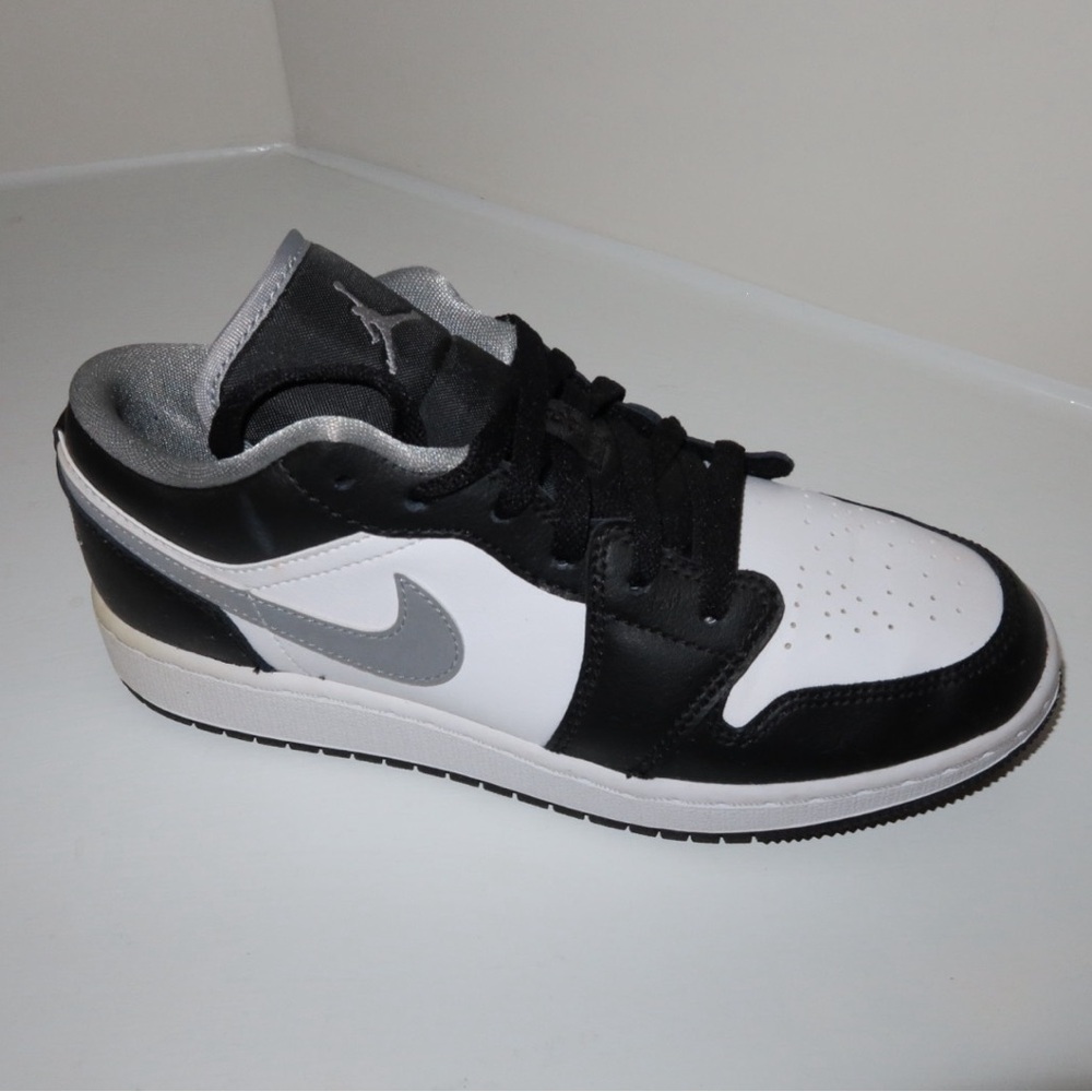 Air Jordan 1 Low Black/White/Gray